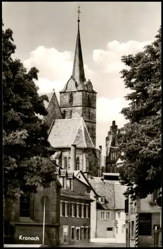 Ansichtskarte Kronach Strassen Ansicht mit Blick zur Kirche 1960