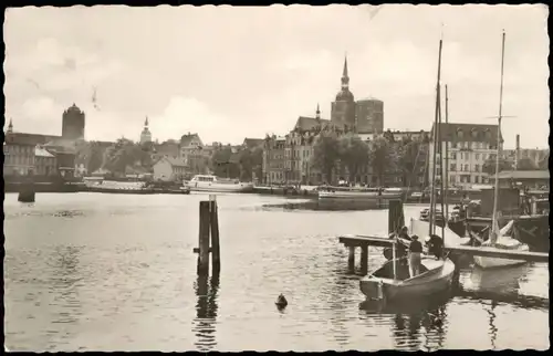 Ansichtskarte Stralsund Panorama-Ansicht Teilansicht Hafen, DDR AK 1958