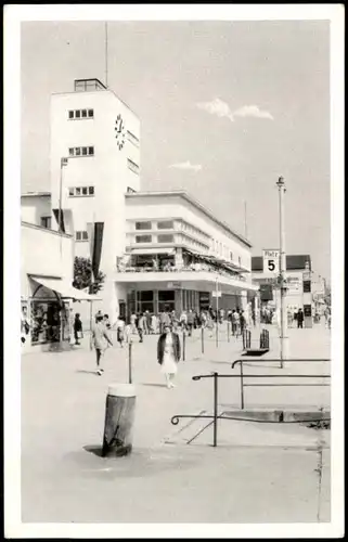 Ansichtskarte Friedrichshafen Partie am Hafenbahnhof 1950