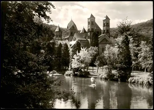 Ansichtskarte Glees (Vulkaneifel) Abteikirche Blick vom Schwanenweiher 1961
