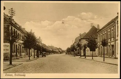 Ziesar Breiteweg Strasse  Auto, Geschäft, Wohnhäuser b  Potsdam Mittelmark  1910