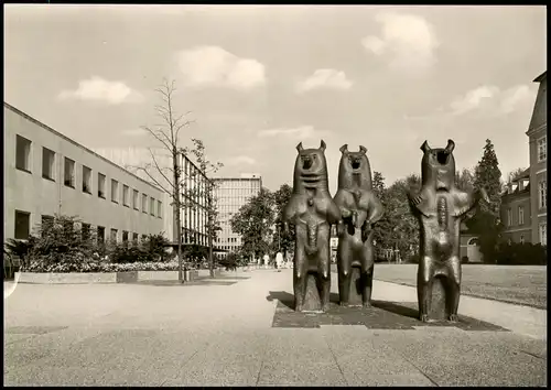 Ansichtskarte Oldenburg Berliner Platz mit Hallenbad u. Skulpturen 1960