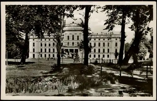 Ansichtskarte Ludwigslust Schloß Gebäude (Castle Building) DDR AK 1957