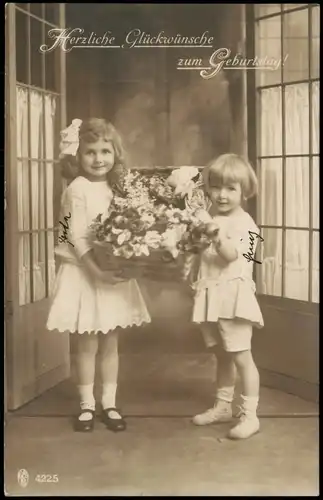 Ansichtskarte  Geburtstag Birthday - Mädchen mit Blumen Fotokunst 1918