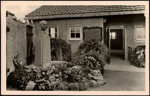 Weimar Eingang zum Krematorium Ehemaliges KZ Buchenwald bei Weimar 1959
