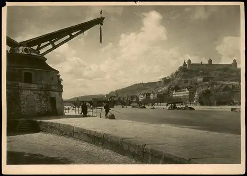 Ansichtskarte Würzburg ALTER KRAHNEN UND BLICK AUF FESTE 1928