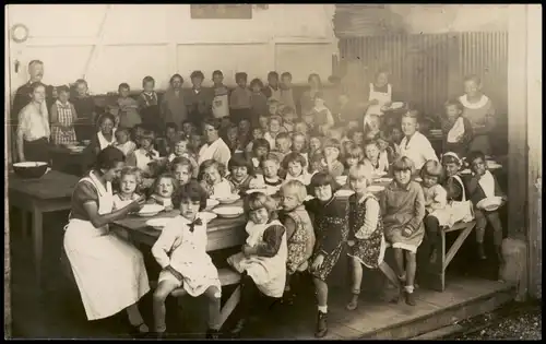 Foto  Städte und Gemeinden - Schule Mädchen 1928 Privatfoto Foto