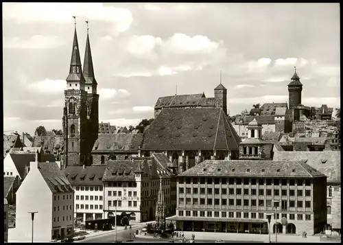 Ansichtskarte Nürnberg Sebalduskirche mit Blick auf die Burg 1960