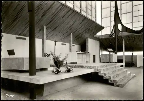 Dijon (Dision) Dijon Eglise (Kirche) Sainte-Bernadette Innenansicht 1970