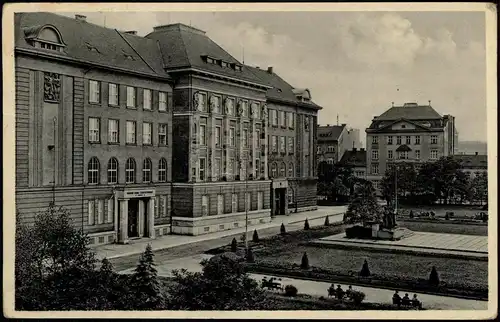 Postcard Pilsen Plzeň Obchodní akademie. 1932