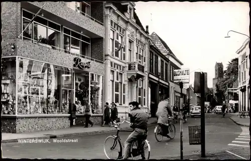 Postkaart Winterswijk Wooldstraat Geschäfte & Bus-Haltestelle 1962