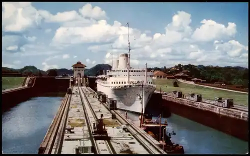Panamá Miraflores Locks of the PANAMA CANAL Kanalschleuse Schiff 1970