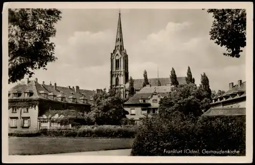 Ansichtskarte Frankfurt (Oder) Gertraudenkirche und Häuser 1954