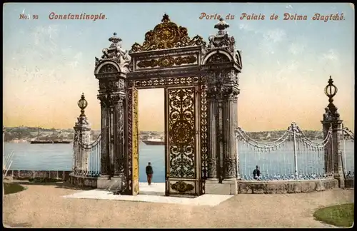 Istanbul Konstantinopel | Constantinople Porte, du Palais de Dolma Bagtche. 1913