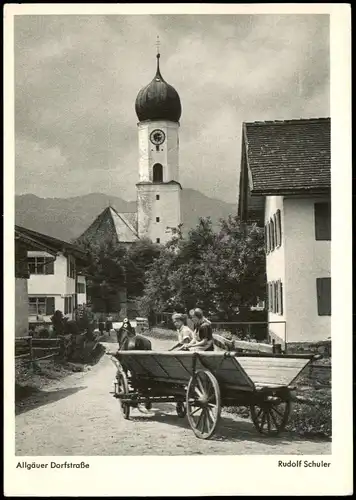 Altstädten (Allgäu) Allgäuer Dorfstraße, Kinder auf Pferde-Fuhrwerk 1951