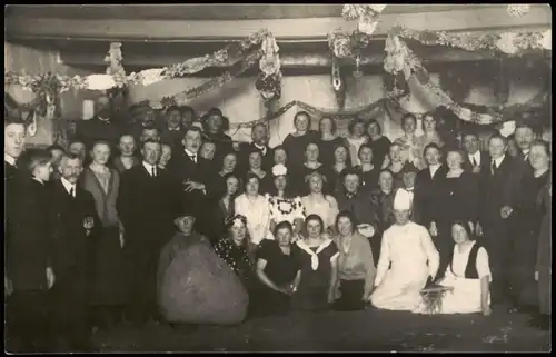 Foto  Karneval / Fastnacht / Fasching - Gruppenbild 1928 Privatfoto