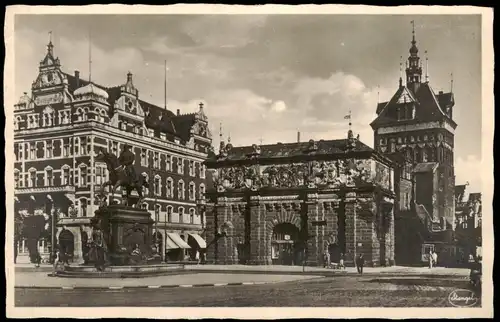 Postcard Danzig Gdańsk/Gduńsk Hohes Tor und Stockturm 1930