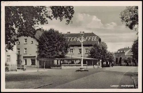 Ansichtskarte Lehnin-Kloster Lehnin Marktplatz mit Kaffee DDR AK 1958/1957