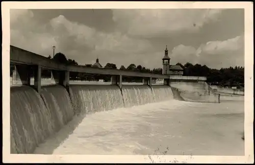 Ansichtskarte Augsburg Stadtteilansicht Partie mit Wehranlage 1954