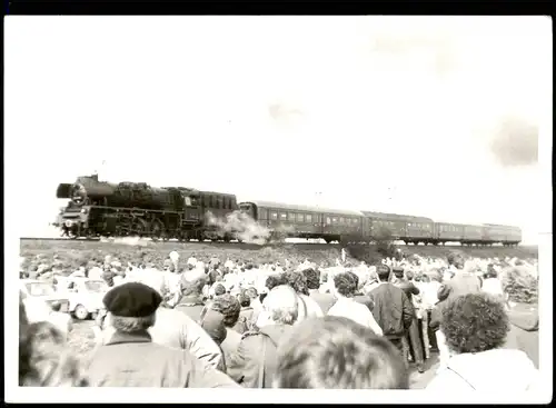 Foto  Dampflokomotive, Wagon Parade - Zuschauer 1968 Privatfoto