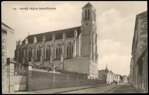 CPA Niort Ortspartie mit Kirche, Eglise Saint-Etienne 1910