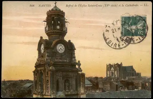 CPA Nantes Beffroi de l'Église Sainte-Croix et la Cathédrale 1915