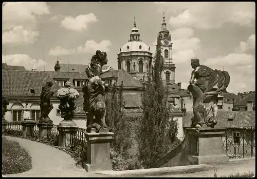 Prag Praha Chrám sv. Mikuláše ž Vrtbovské zahrady St. Nicholas Church  1964