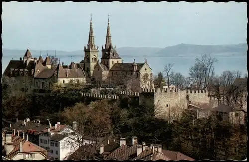 Neuenburg Neuchâtel Neufchâtel Collégiale et le Château, Blick zum Schloss 1970