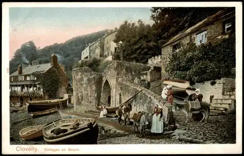 Postcard Clovelly (Devon) Clovelly Cottages on Beach 1910