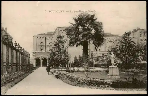 CPA Toulouse Le Jardin du Musée. 1909