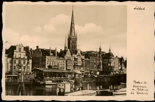 Ansichtskarte Lübeck Teilansicht mit St. Petri Kirche 1930