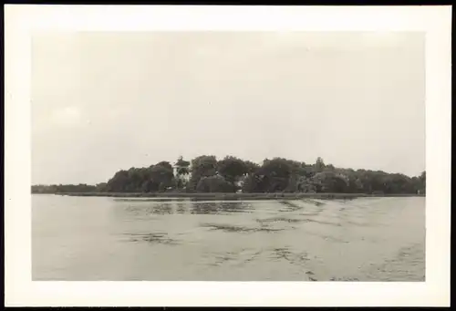 Foto Wannsee-Berlin Pfaueninsel vom Wasser aus 1950 Privatfoto Foto