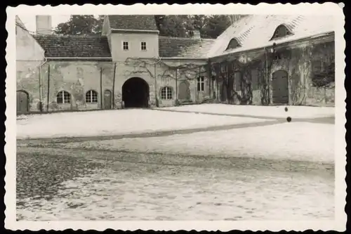 Grunewald-Berlin Jagdschloss Innenhof im Winter 1950 Privatfoto Foto