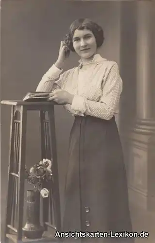 Ansichtskarte  Frau 1918