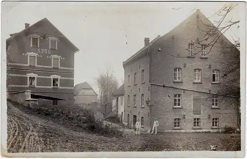 Foto  Häuser mit Menschen 1917 Privatfoto