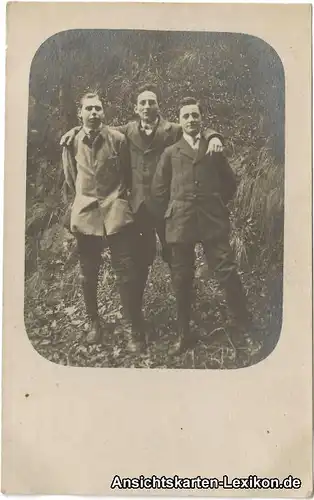 Foto  Männer Portrait im Wald (Chemnitz) 1920 Privatfotokarte