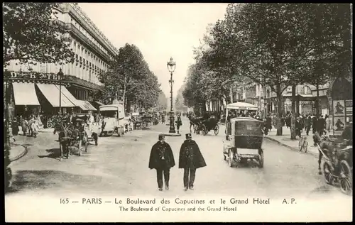 CPA Paris Le Boulevard des Capucines et le Grand Hôtel 1910