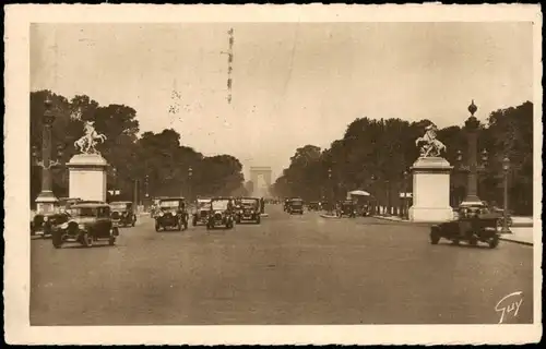 CPA Paris Avenue des Champs-Élysées 1930