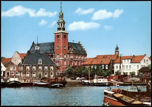 Ansichtskarte Leer (Ostfriesland) Hafen, Rathaus und Waage 1980