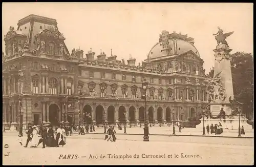 CPA Paris Arc de Triomphe du Carrousel et le Louvre 1920