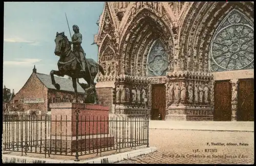 CPA Reims Reims Cathédrale et Statue Jeanne d'Arc 1910