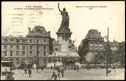 CPA Paris La Statue et la Place de la République 1927