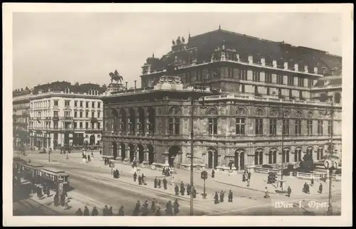 Ansichtskarte Wien Straßen Partie mit Tram Straßenbahn an der Oper 1934