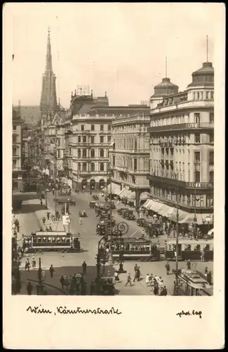 Ansichtskarte Wien Kärntnerstraße belebt, Tram Straßenbahn Verkehr 1950