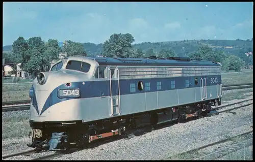 Ansichtskarte  NEW YORK MTA 5043 Lokomotive Eisenbahn USA Railways 1979