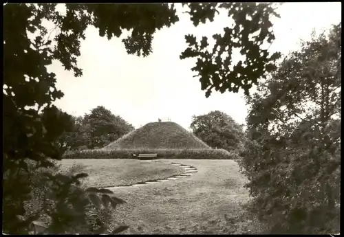 Ansichtskarte Branitz-Cottbus Lanpyramide im Branitzer Park 1979