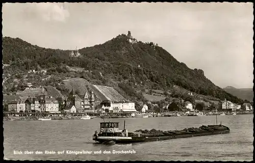 Königswinter Rhein Frachtschiff passiert Königswinter und den Drachenfels 1966