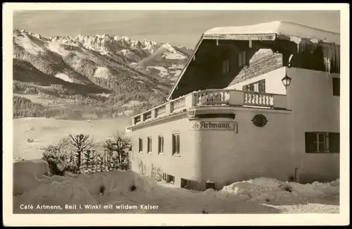 Ansichtskarte Reit im Winkl Café Artmann, Ortsansicht mit wildem Kaiser 1953