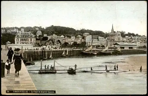 CPA Trouville-sur-Mer Le bac à marée basse; Partie am Hafen 1910