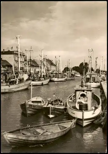 Ansichtskarte Ueckermünde Hafen, Fischerboote 1973